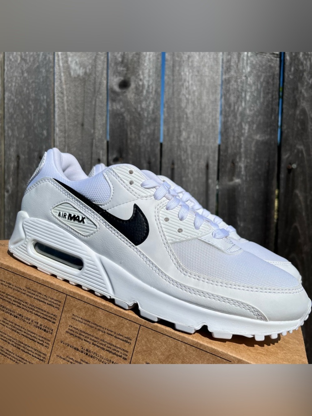 Women Nike Airmax 90 size 10.5